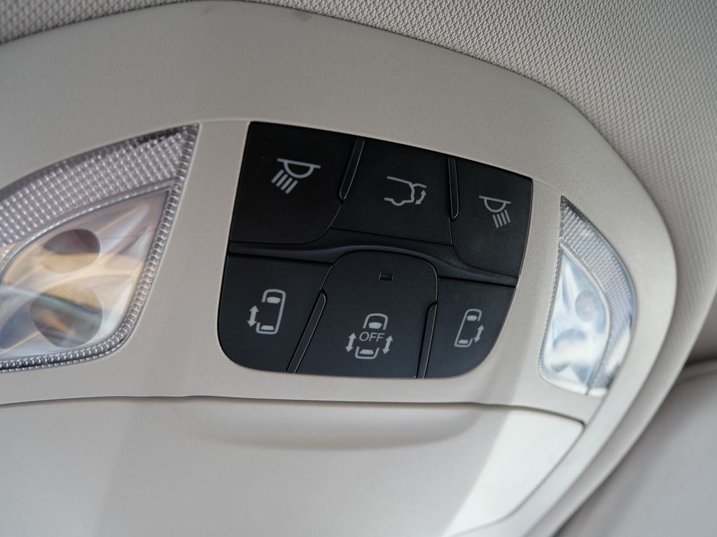 2023 Chrysler Voyager LX Mt Pleasant MI