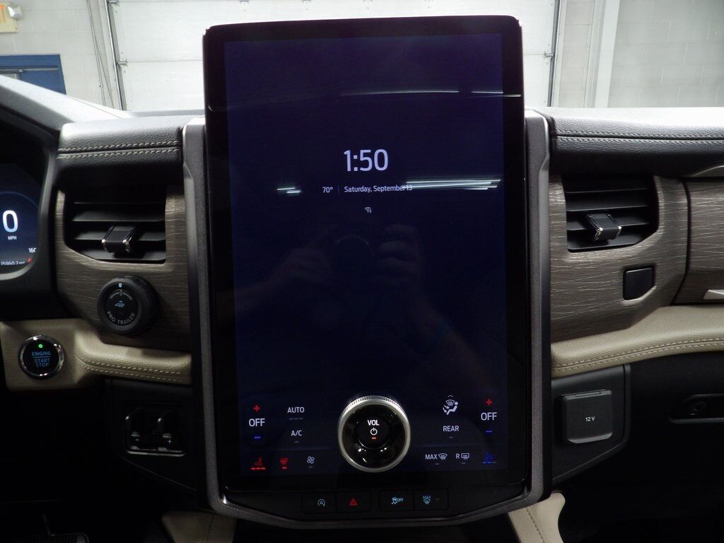 2023 Ford Expedition Limited 4WD Fond du Lac WI 2023 Ford Expedition Limited 4WD Fond du Lac WI