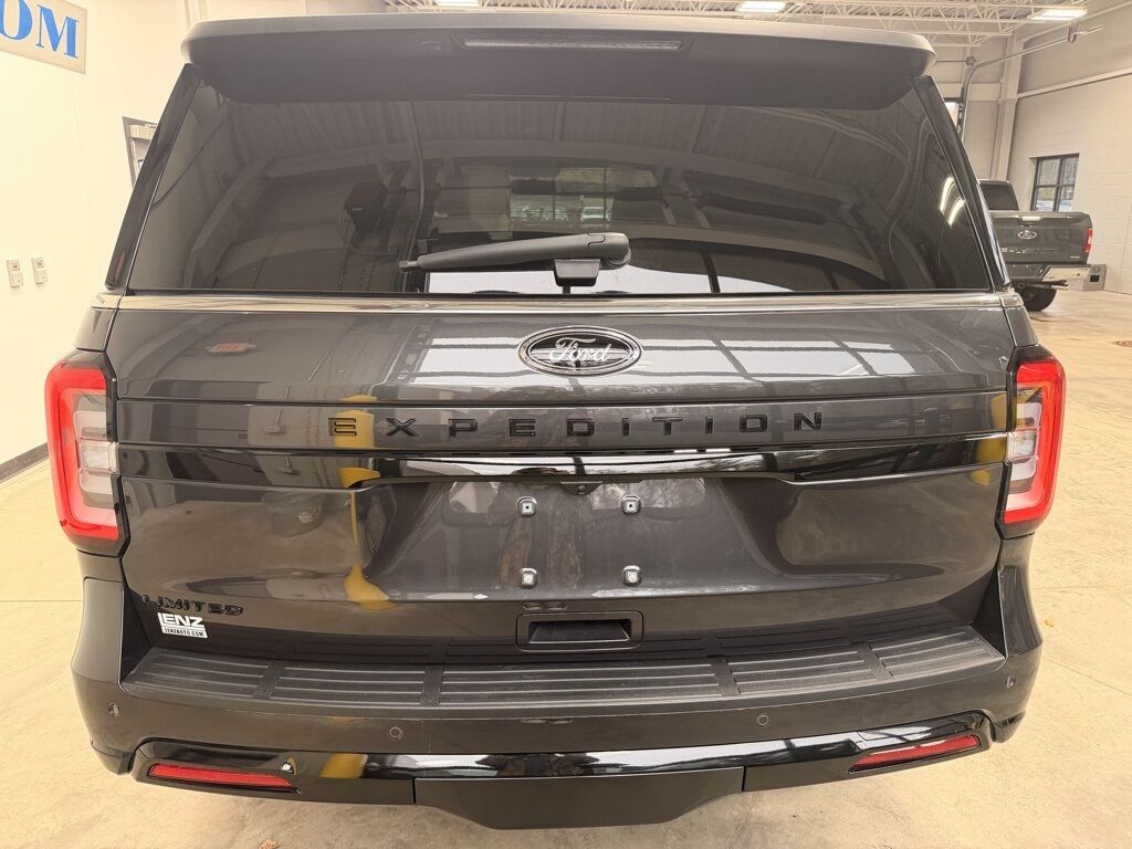 2023 Ford Expedition Limited 4WD Minocqua WI