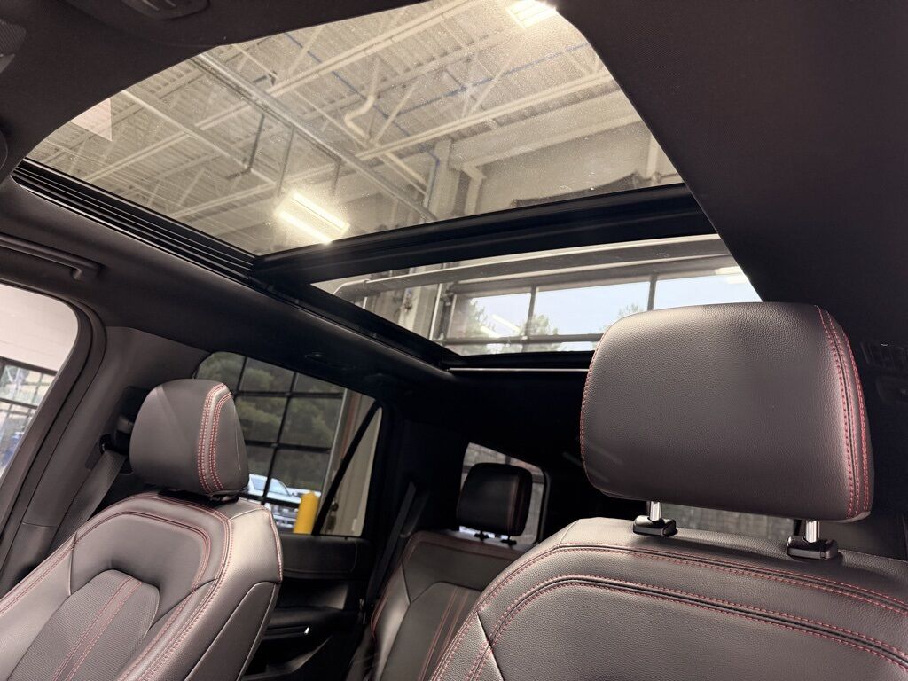 2023 Ford Expedition Limited 4WD Minocqua WI