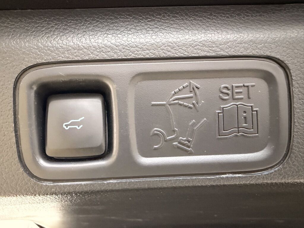 2023 Ford Expedition Limited 4WD Minocqua WI