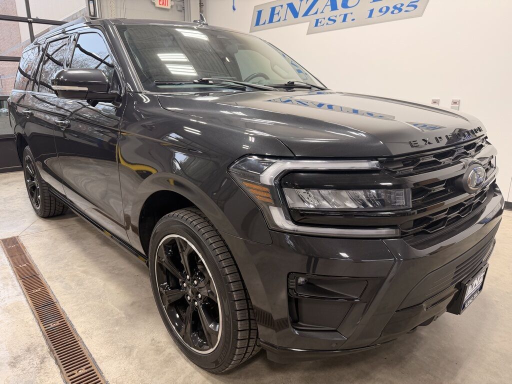 2023 Ford Expedition Limited 4WD Minocqua WI