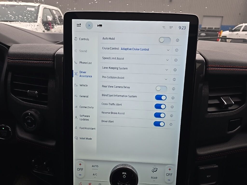 2023 Ford Expedition Limited 4WD Minocqua WI