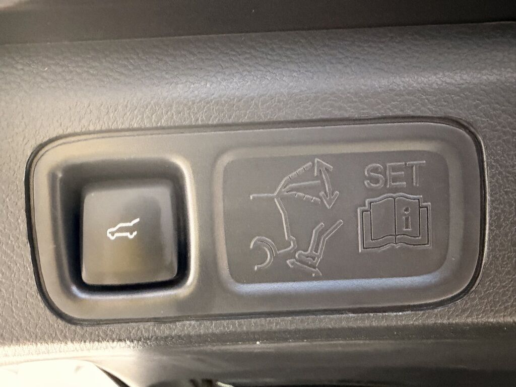 2023 Ford Expedition Limited 4WD Minocqua WI 2023 Ford Expedition Limited 4WD Minocqua WI