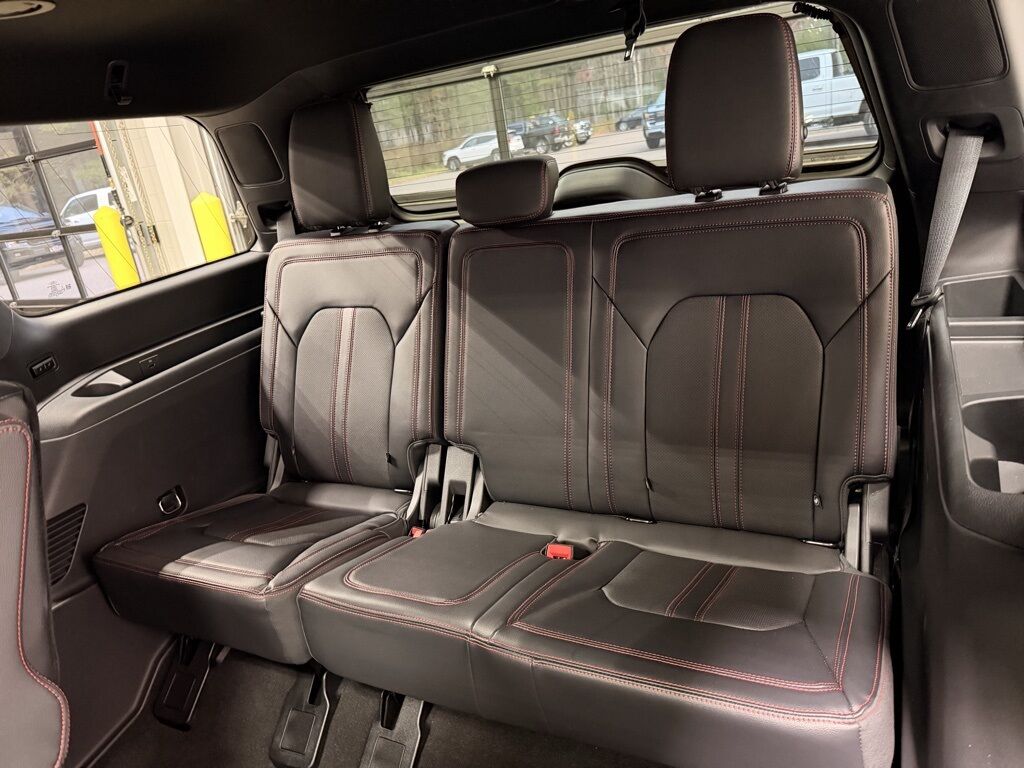 2023 Ford Expedition Limited 4WD Minocqua WI 2023 Ford Expedition Limited 4WD Minocqua WI