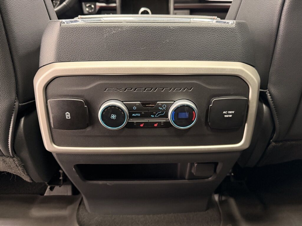 2023 Ford Expedition Limited 4WD Minocqua WI 2023 Ford Expedition Limited 4WD Minocqua WI