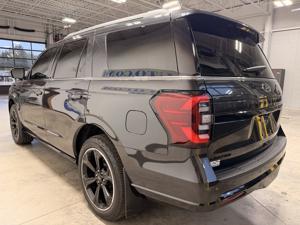 2023 Ford Expedition Limited 4WD Minocqua WI 2023 Ford Expedition Limited 4WD Minocqua WI