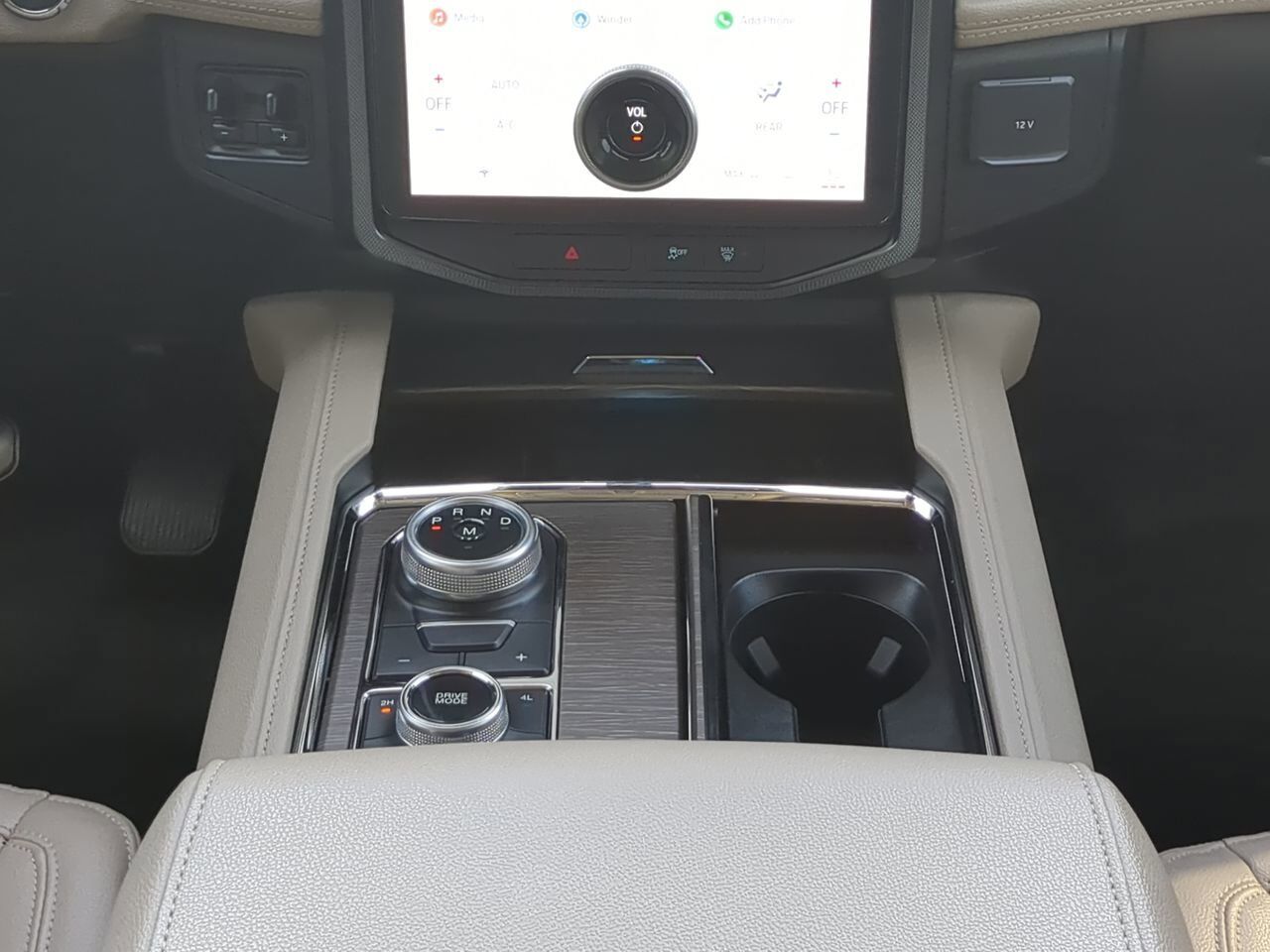 2023 Ford Expedition Limited Appleton WI