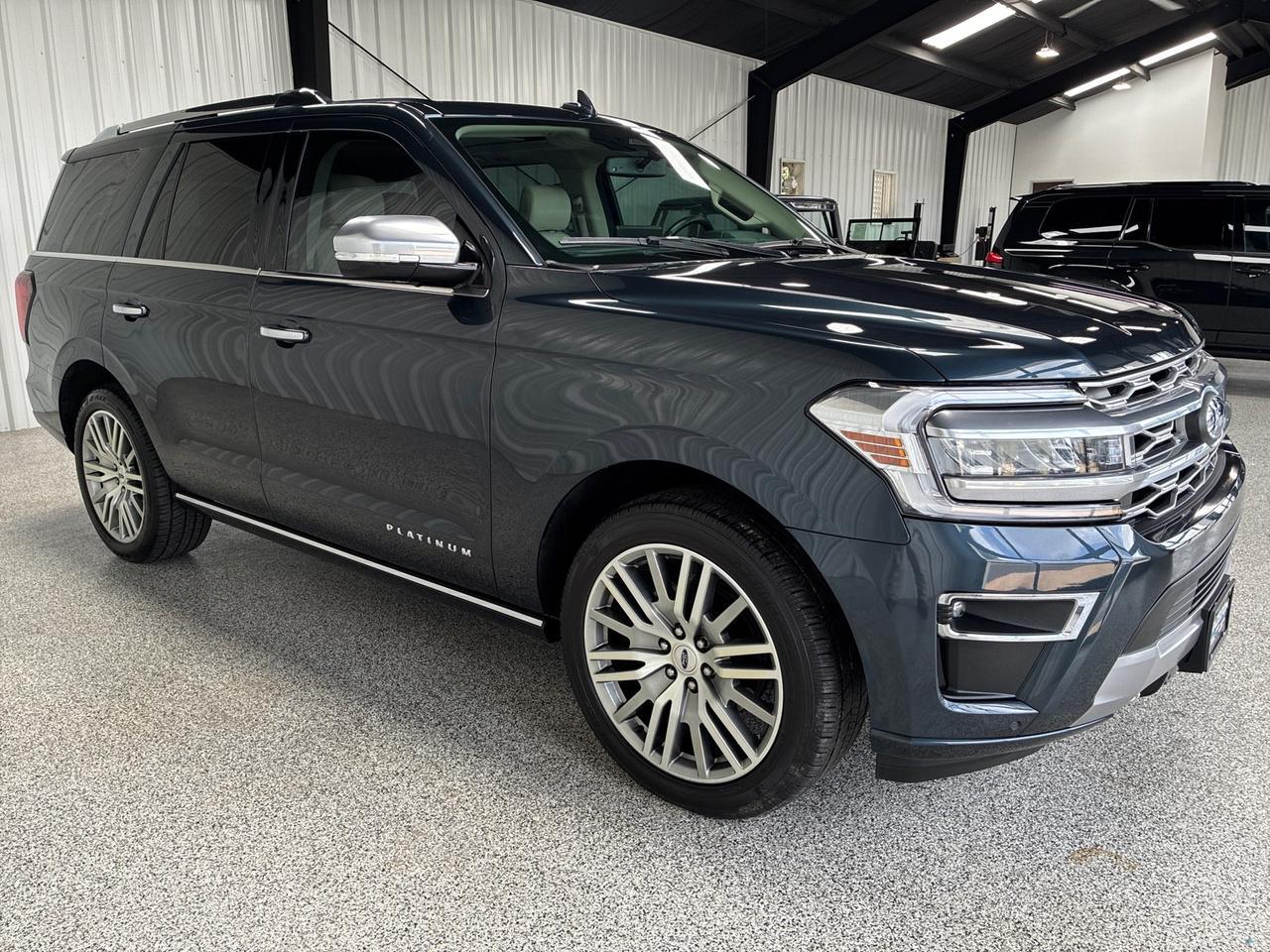 2023 Ford Expedition Platinum, 4x4, Bench, Only 8K Miles Houston TX 2023 Ford Expedition Platinum, 4x4, Bench, Only 8K Miles Houston TX