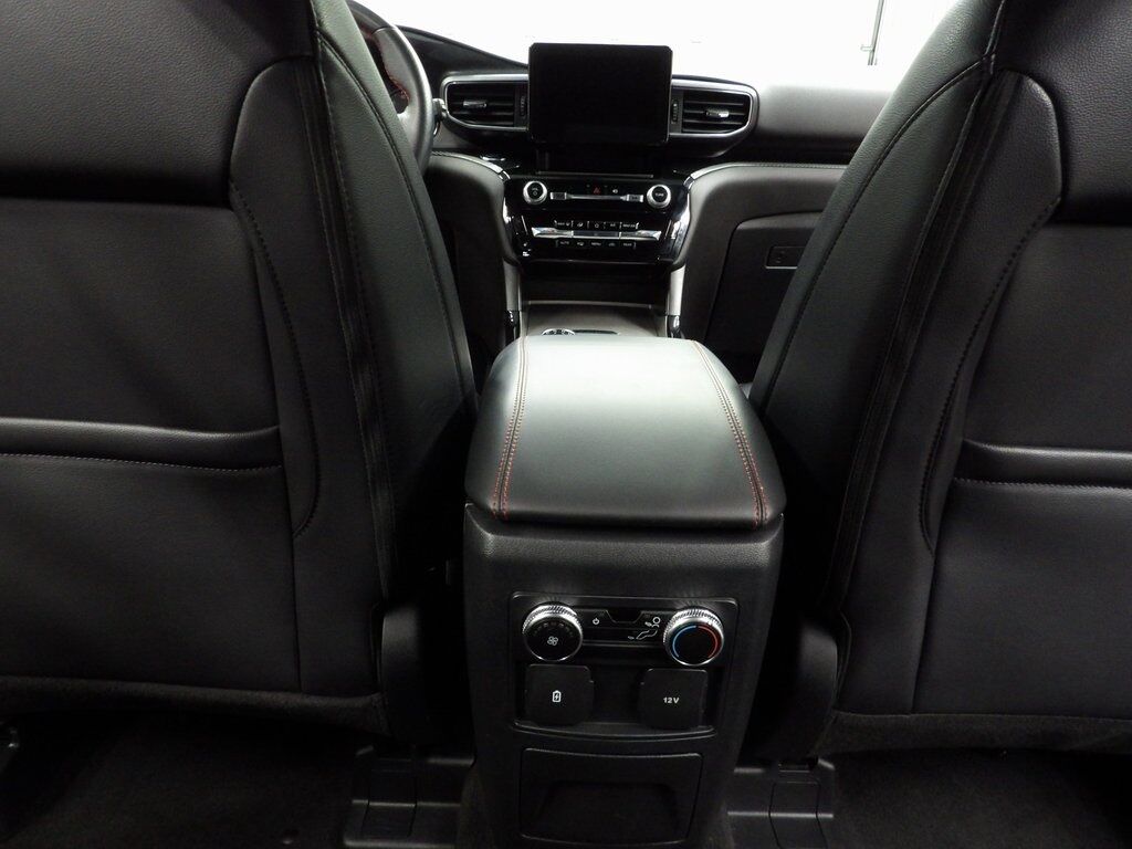 2023 Ford Explorer ST-Line 4WD Minocqua WI 2023 Ford Explorer ST-Line 4WD Minocqua WI