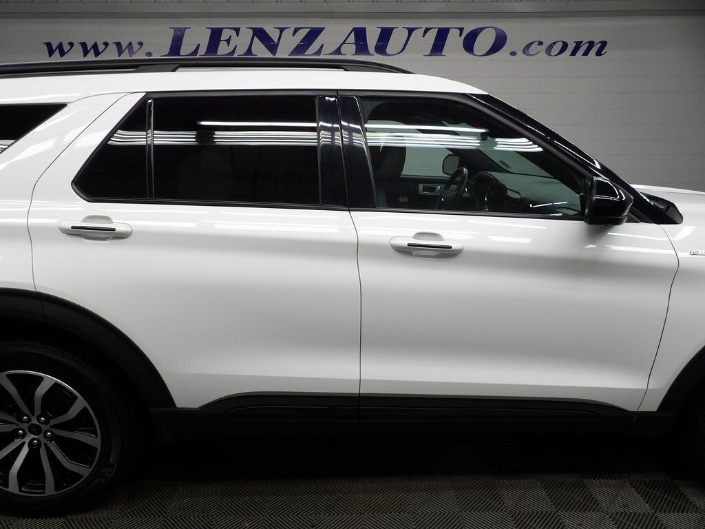 2023 Ford Explorer ST-Line 4WD Minocqua WI 2023 Ford Explorer ST-Line 4WD Minocqua WI