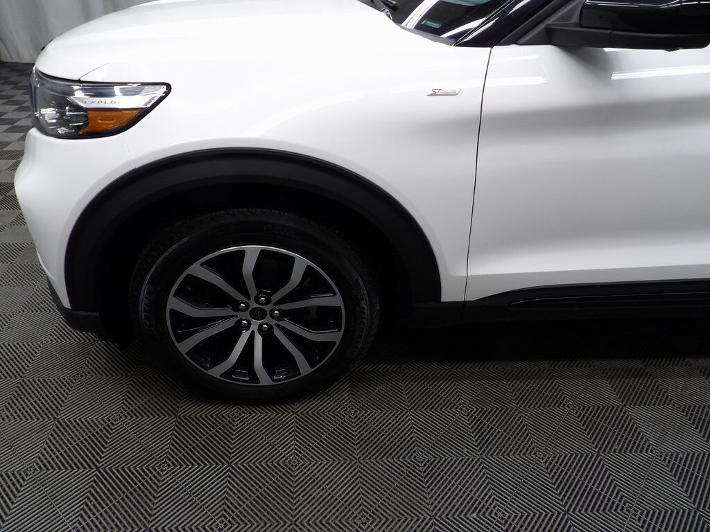2023 Ford Explorer ST-Line 4WD Minocqua WI 2023 Ford Explorer ST-Line 4WD Minocqua WI