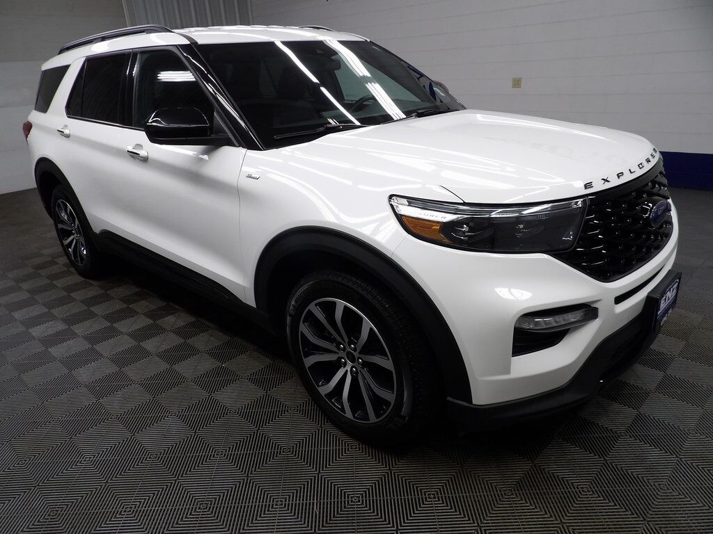 2023 Ford Explorer ST-Line 4WD Minocqua WI 2023 Ford Explorer ST-Line 4WD Minocqua WI