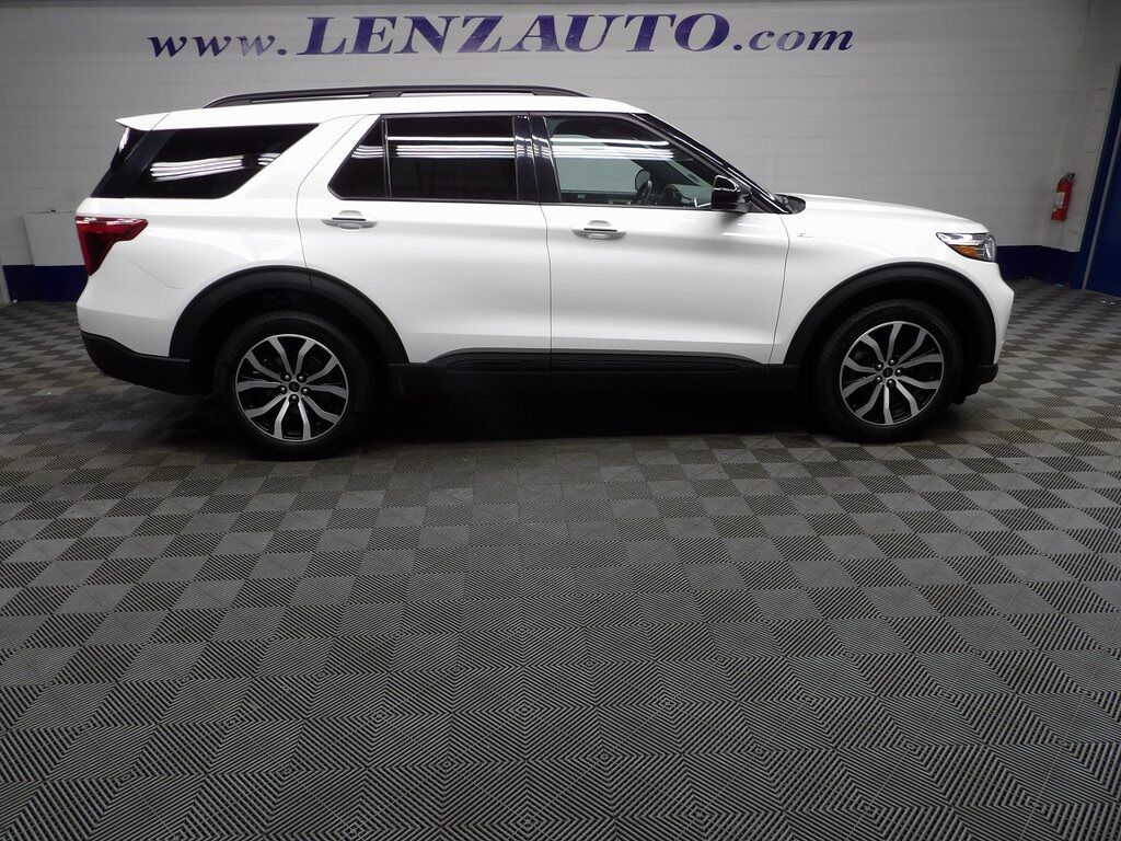 2023 Ford Explorer ST-Line 4WD Minocqua WI 2023 Ford Explorer ST-Line 4WD Minocqua WI