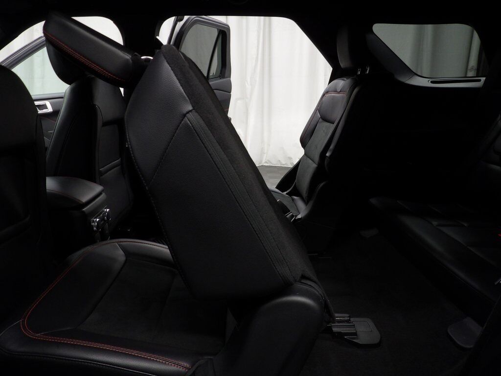 2023 Ford Explorer ST-Line 4WD Minocqua WI 2023 Ford Explorer ST-Line 4WD Minocqua WI