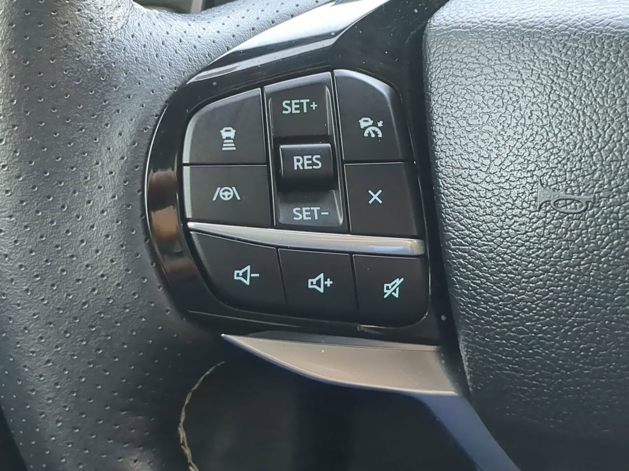 2023 Ford Explorer ST Appleton WI