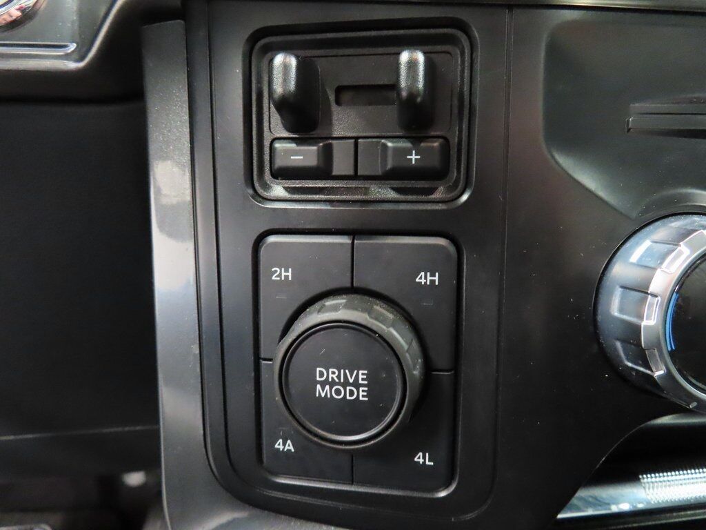 2023 Ford F-150 4x4 SuperCrew Lariat Fond du Lac WI 2023 Ford F-150 4x4 SuperCrew Lariat Fond du Lac WI