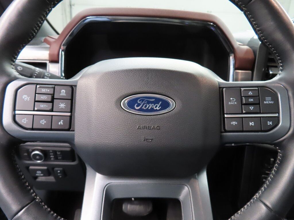 2023 Ford F-150 4x4 SuperCrew Lariat Fond du Lac WI 2023 Ford F-150 4x4 SuperCrew Lariat Fond du Lac WI