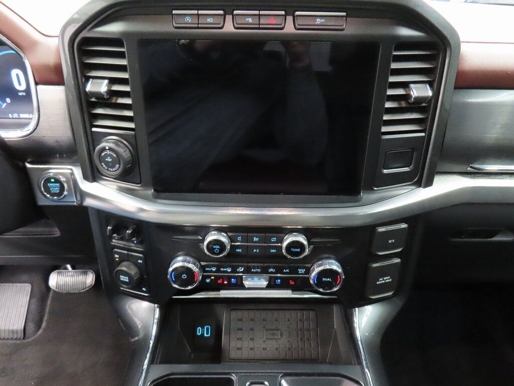 2023 Ford F-150 4x4 SuperCrew Lariat Fond du Lac WI 2023 Ford F-150 4x4 SuperCrew Lariat Fond du Lac WI