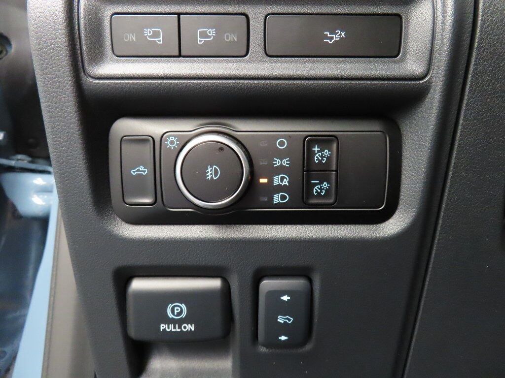 2023 Ford F-150 4x4 SuperCrew Lariat Fond du Lac WI 2023 Ford F-150 4x4 SuperCrew Lariat Fond du Lac WI