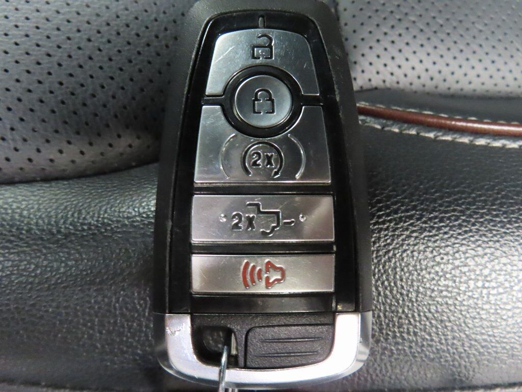 2023 Ford F-150 4x4 SuperCrew Lariat Fond du Lac WI 2023 Ford F-150 4x4 SuperCrew Lariat Fond du Lac WI