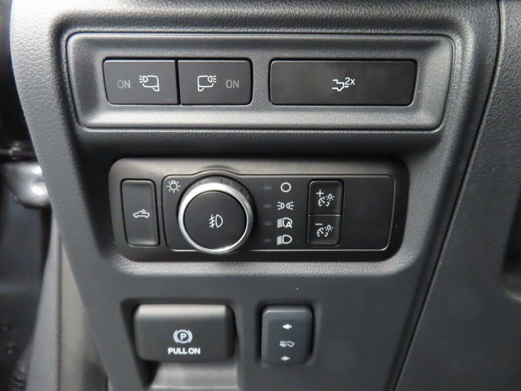 2023 Ford F-150 4x4 SuperCrew Lariat Fond du Lac WI 2023 Ford F-150 4x4 SuperCrew Lariat Fond du Lac WI