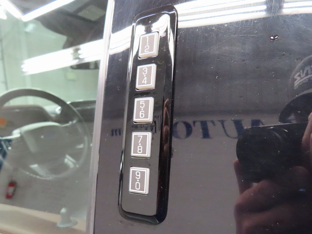 2023 Ford F-150 4x4 SuperCrew Lariat Fond du Lac WI