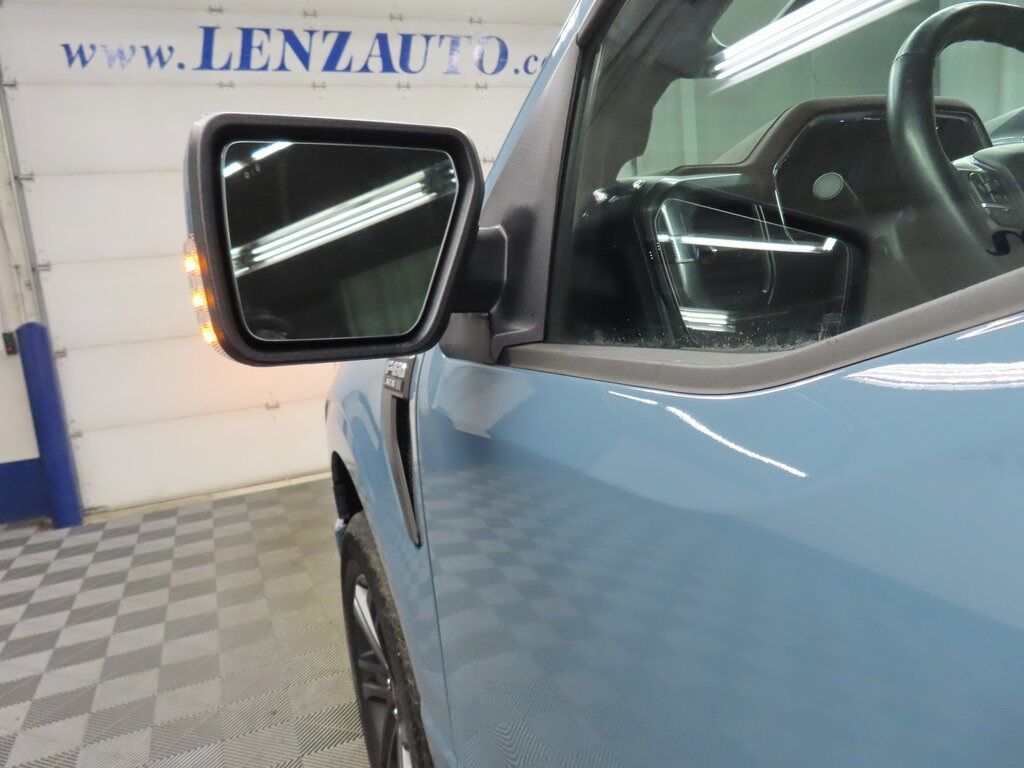 2023 Ford F-150 4x4 SuperCrew Lariat Fond du Lac WI