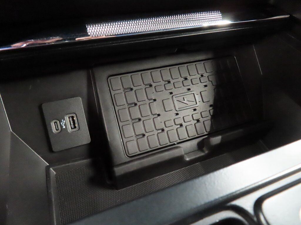 2023 Ford F-150 4x4 SuperCrew Lariat Fond du Lac WI