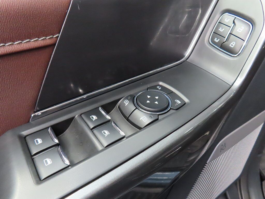 2023 Ford F-150 4x4 SuperCrew Lariat Fond du Lac WI