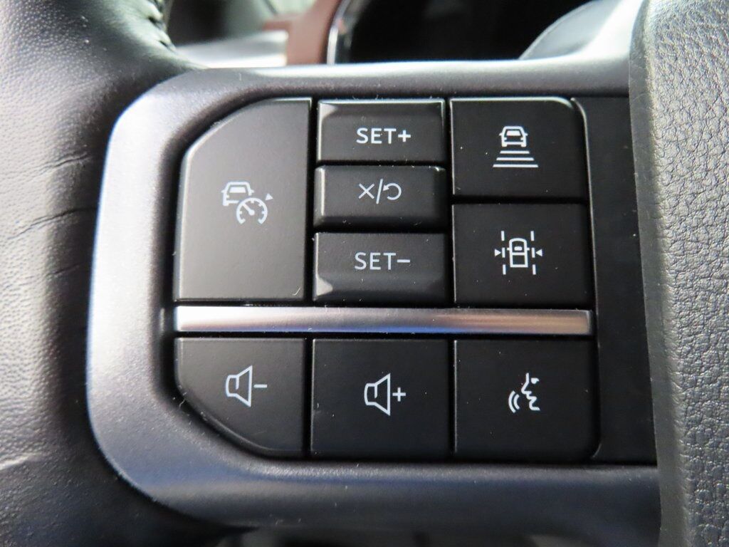 2023 Ford F-150 4x4 SuperCrew Lariat Fond du Lac WI