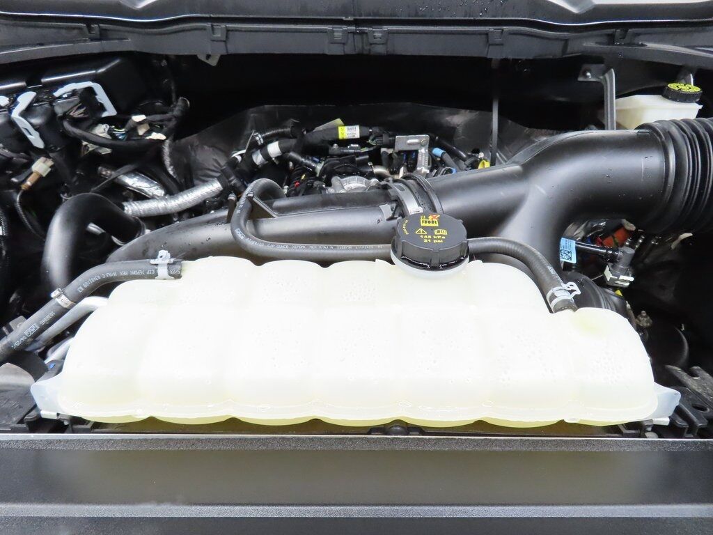 2023 Ford F-150 4x4 SuperCrew Lariat Fond du Lac WI