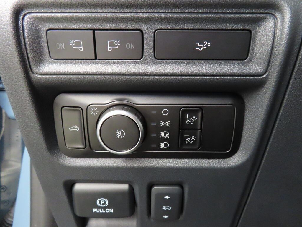 2023 Ford F-150 4x4 SuperCrew Lariat Fond du Lac WI