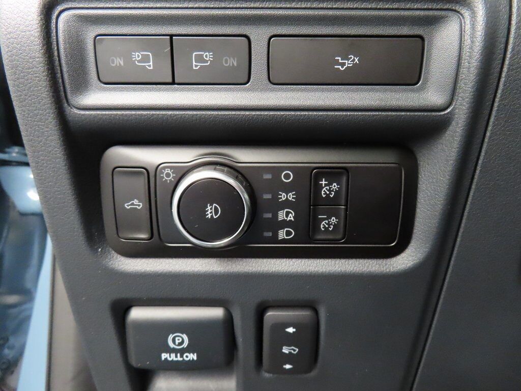 2023 Ford F-150 4x4 SuperCrew Lariat Fond du Lac WI 2023 Ford F-150 4x4 SuperCrew Lariat Fond du Lac WI