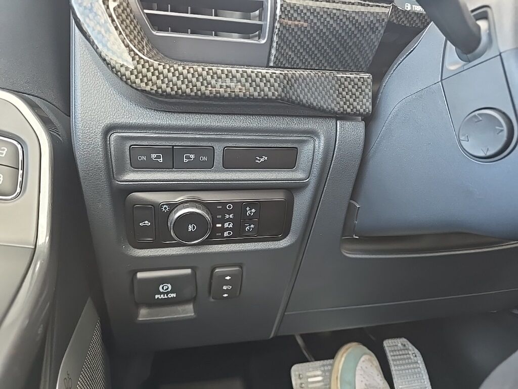 2023 Ford F-150 4x4 SuperCrew Lariat Fond du Lac WI
