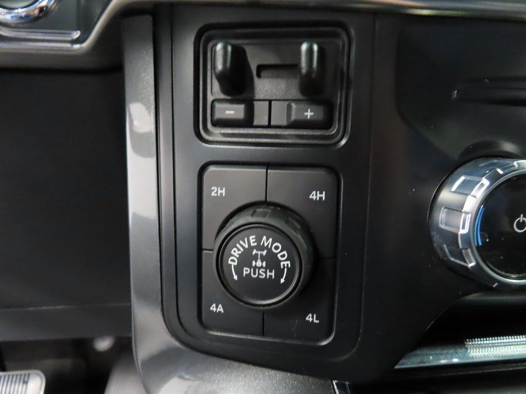 2023 Ford F-150 4x4 SuperCrew Lariat Fond du Lac WI 2023 Ford F-150 4x4 SuperCrew Lariat Fond du Lac WI