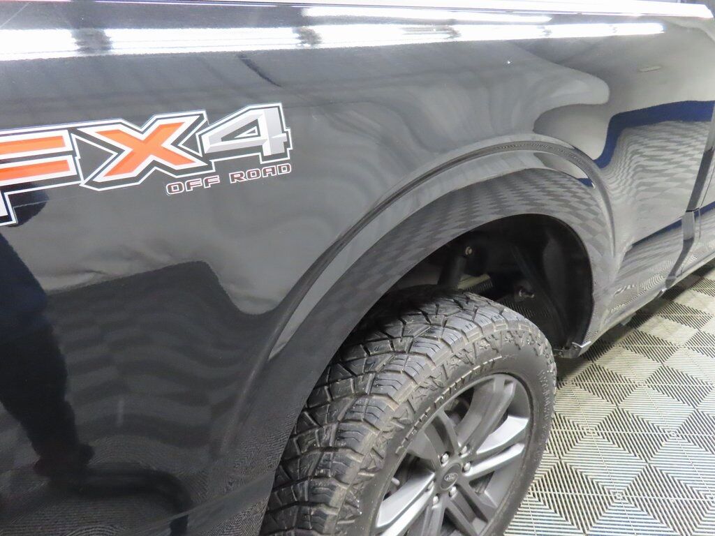 2023 Ford F-150 4x4 SuperCrew Lariat Fond du Lac WI 2023 Ford F-150 4x4 SuperCrew Lariat Fond du Lac WI