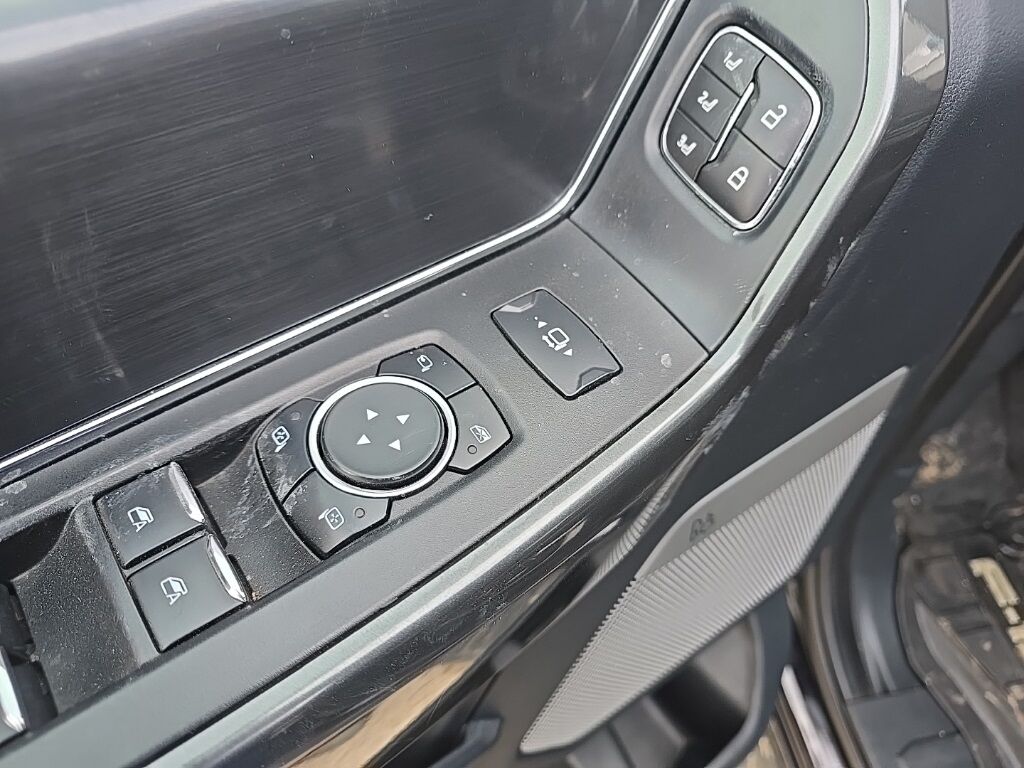 2023 Ford F-150 4x4 SuperCrew Lariat Fond du Lac WI 2023 Ford F-150 4x4 SuperCrew Lariat Fond du Lac WI