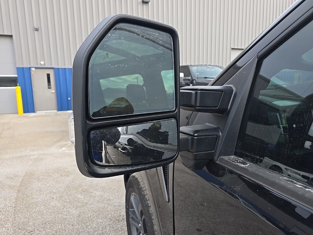 2023 Ford F-150 4x4 SuperCrew Lariat Fond du Lac WI 2023 Ford F-150 4x4 SuperCrew Lariat Fond du Lac WI