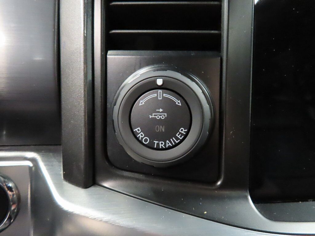 2023 Ford F-150 4x4 SuperCrew Lariat Fond du Lac WI 2023 Ford F-150 4x4 SuperCrew Lariat Fond du Lac WI
