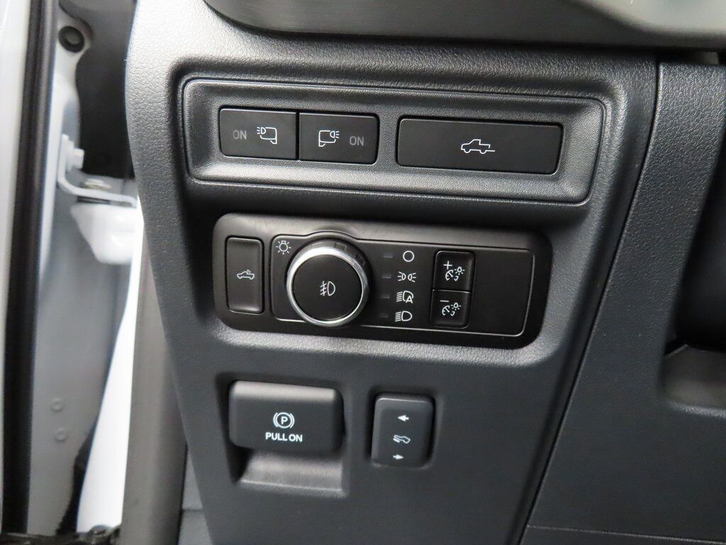 2023 Ford F-150 4x4 SuperCrew Lariat Fond du Lac WI 2023 Ford F-150 4x4 SuperCrew Lariat Fond du Lac WI