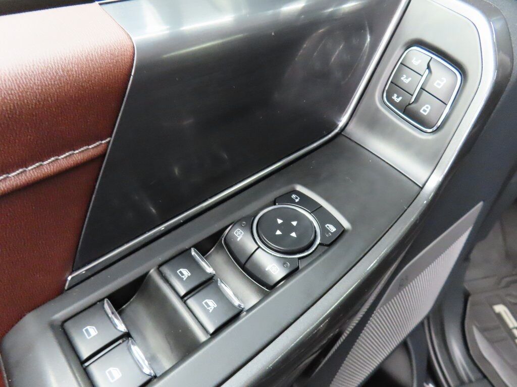 2023 Ford F-150 4x4 SuperCrew Lariat Fond du Lac WI 2023 Ford F-150 4x4 SuperCrew Lariat Fond du Lac WI