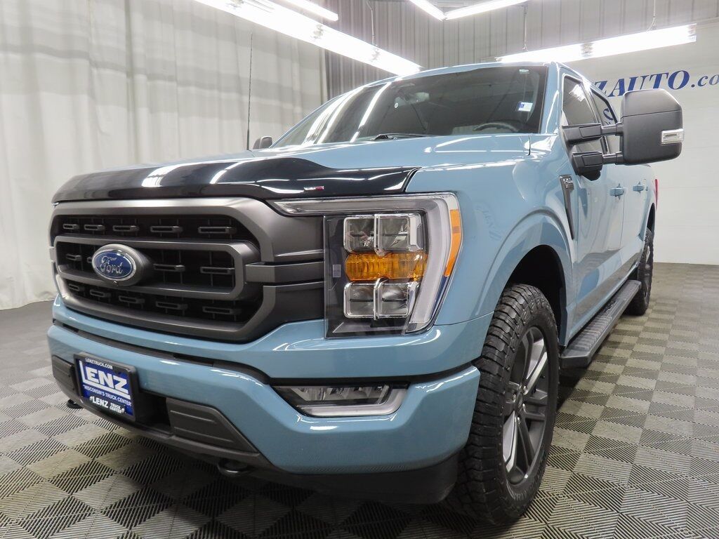 2023 Ford F-150 4x4 SuperCrew XLT Fond du Lac WI 2023 Ford F-150 4x4 SuperCrew XLT Fond du Lac WI