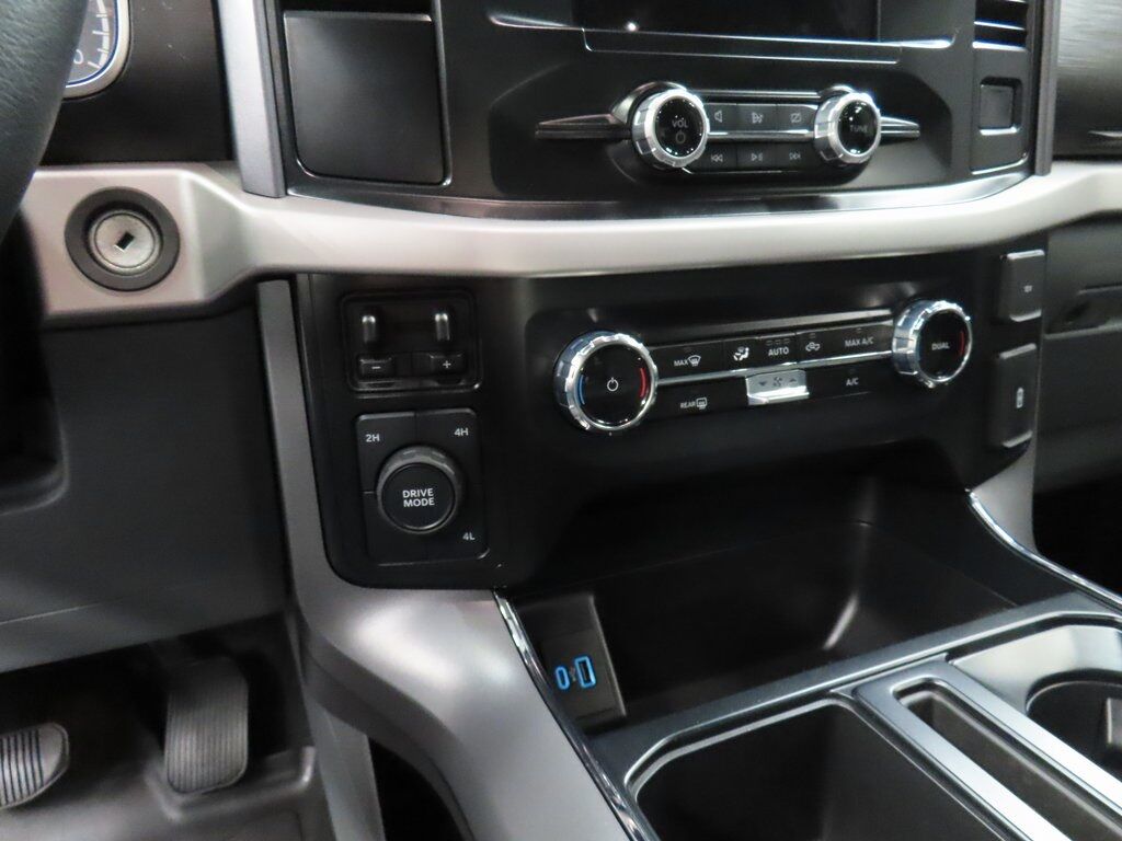 2023 Ford F-150 4x4 SuperCrew XLT Fond du Lac WI 2023 Ford F-150 4x4 SuperCrew XLT Fond du Lac WI