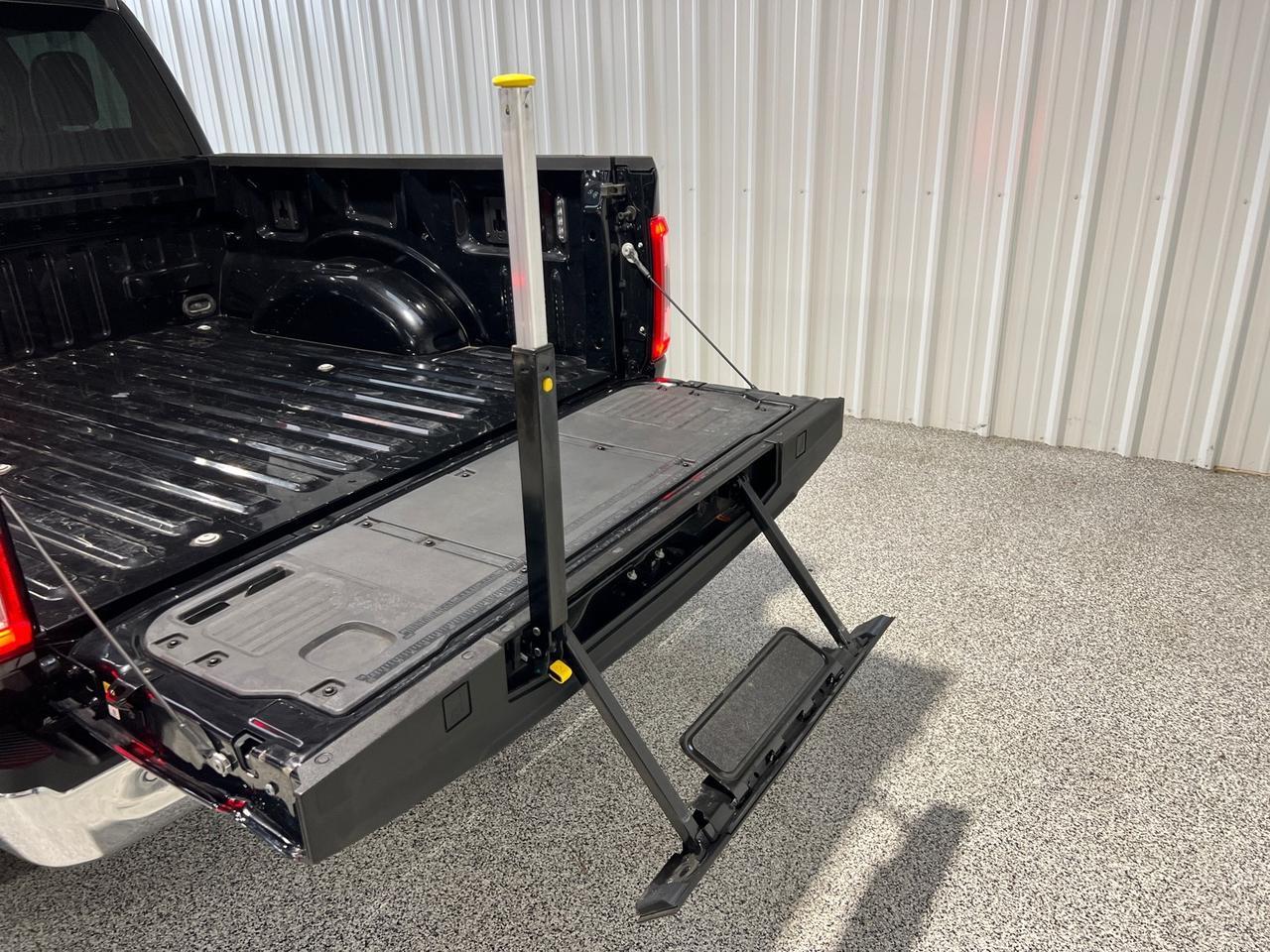 2023 Ford F-150 King Ranch, 601A Pkg, Pano Roof, Leveling Kit, Max Tow, FX4, Pro Power Houston TX 2023 Ford F-150 King Ranch, 601A Pkg, Pano Roof, Leveling Kit, Max Tow, FX4, Pro Power Houston TX