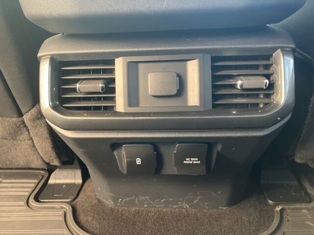 2023 Ford F-150 Lariat Watertown SD 2023 Ford F-150 Lariat Watertown SD