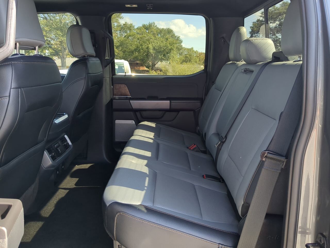 2023 Ford F-150 Lightning LARIAT Appleton WI