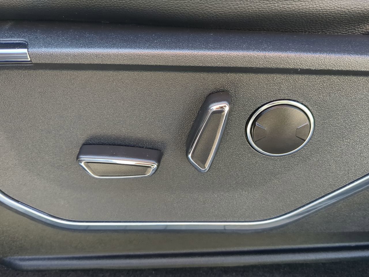 2023 Ford F-150 Lightning LARIAT Appleton WI