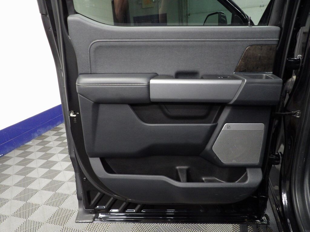 2023 Ford F-250 Super Duty 4x4 Crew Cab Lariat Fond du Lac WI