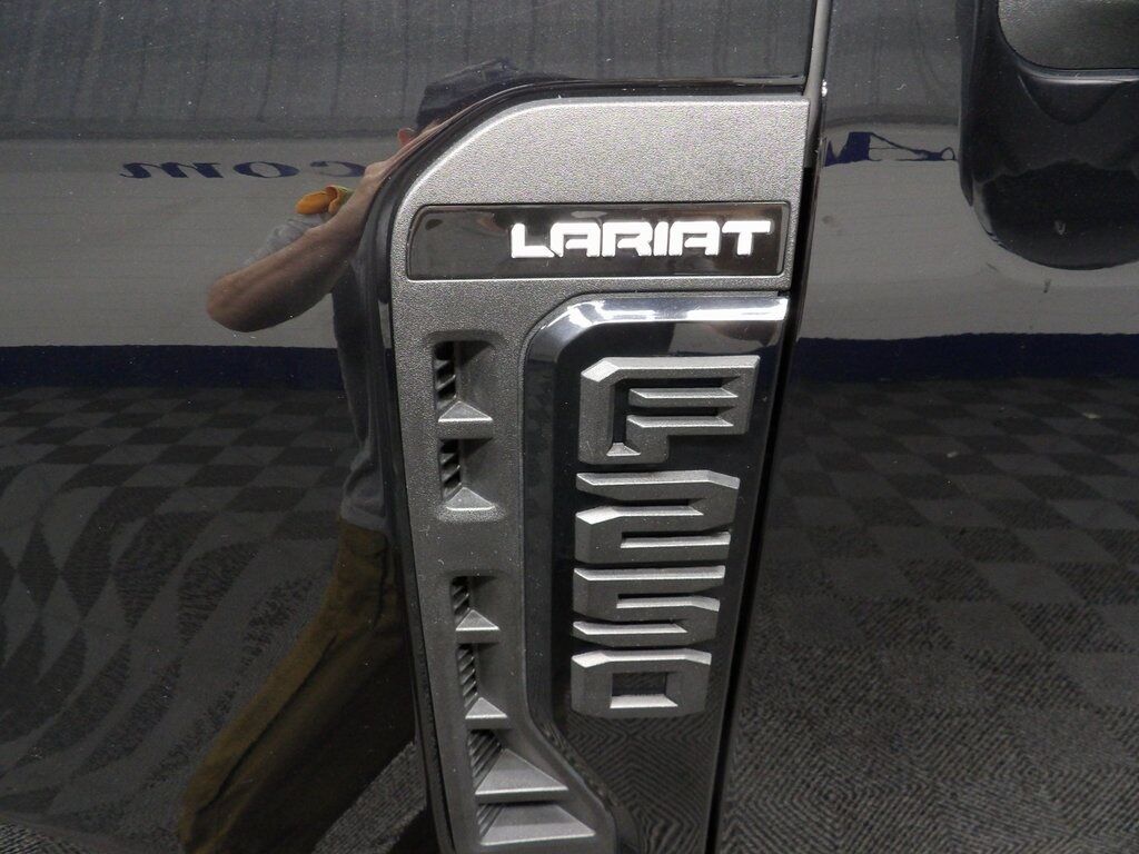 2023 Ford F-250 Super Duty 4x4 Crew Cab Lariat Fond du Lac WI